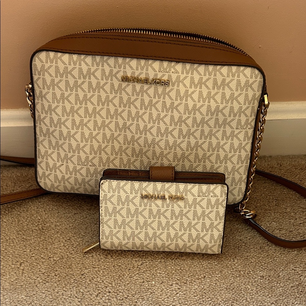 Michael Kors Tan and Cream Crossbody Bag (9.5x7) & Wallet (3.5x5)